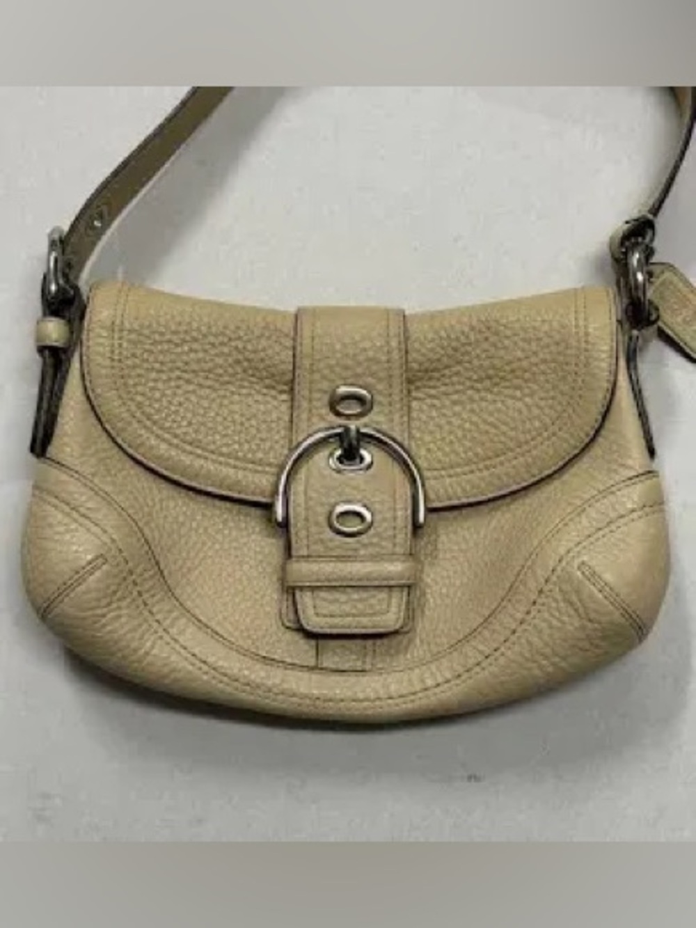 Coach Vintage Beige Small Soho Pebbled Leather Shoulder Bag Beige Y2K